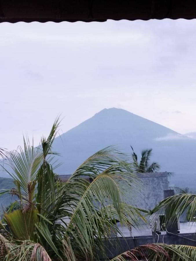 Amed Stop Inn Homestay, Rooftop Restaurant And Bar المظهر الخارجي الصورة