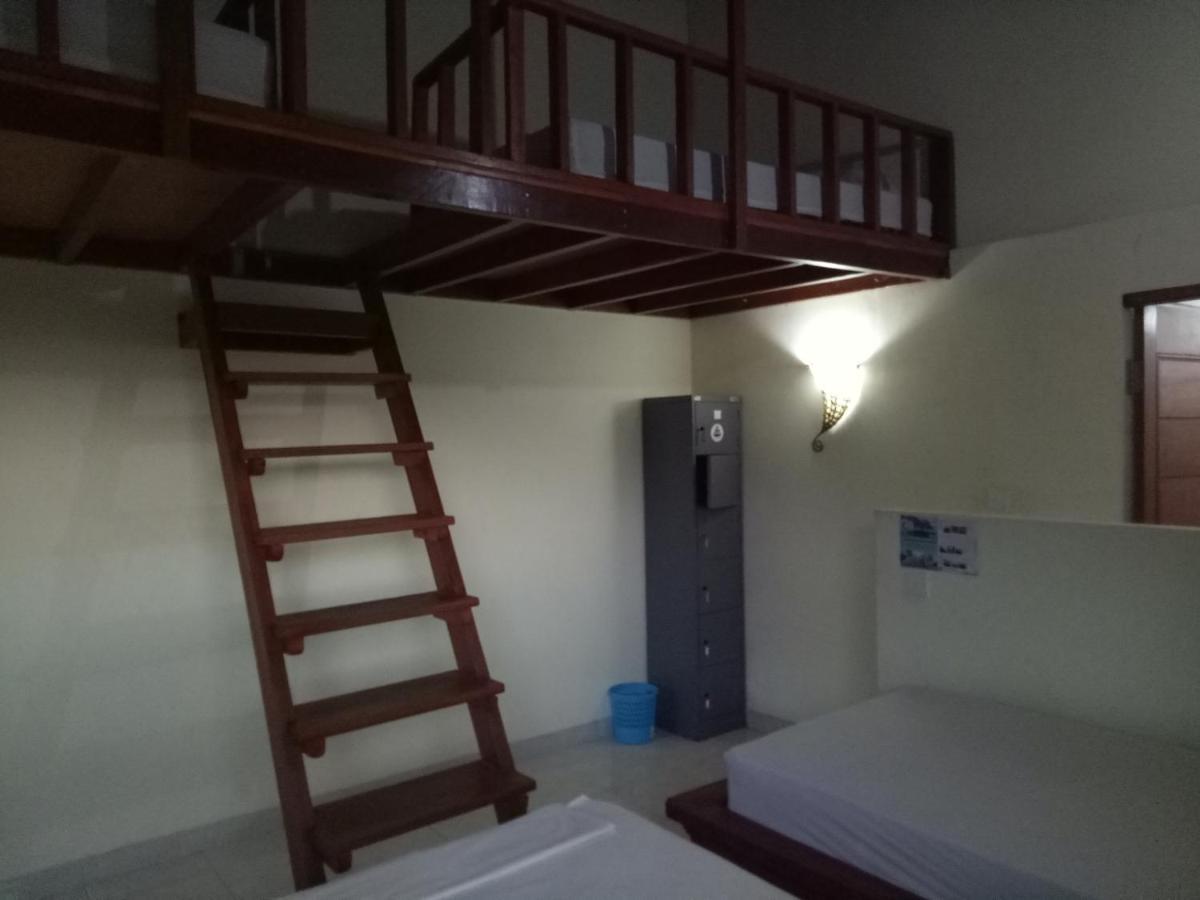 Amed Stop Inn Homestay, Rooftop Restaurant And Bar المظهر الخارجي الصورة